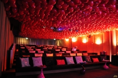 Roter Ballonhimmel Kino East Hotel