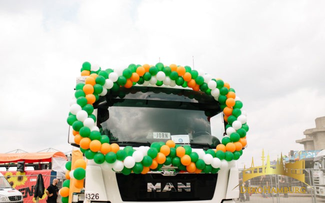 Eventtruck mit Luftballonbrille